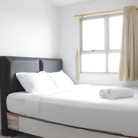Comfy 2Br Apartment At Mekarwangi Square Cibaduyut By Travelio